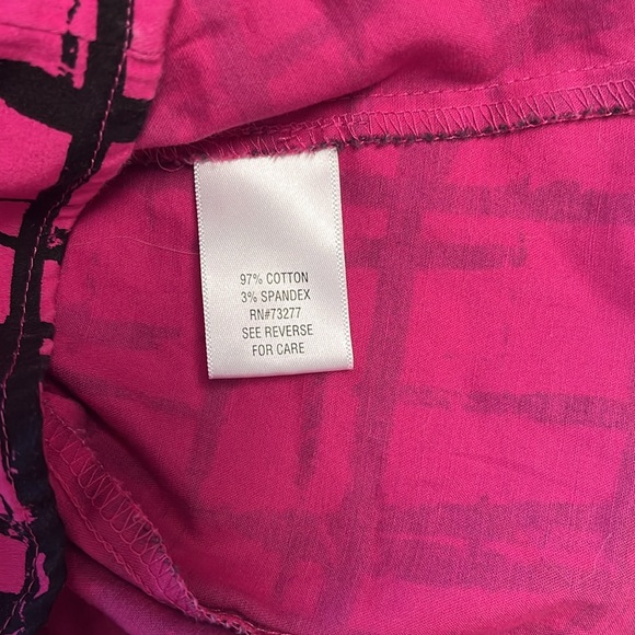 Apt 9  top L - Picture 8 of 9